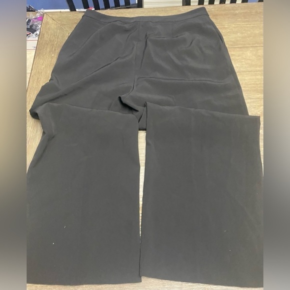 Bold Elements High Rise Cut to Curve Plus Size 18 Short Trouser Pants - Picture 4 of 12